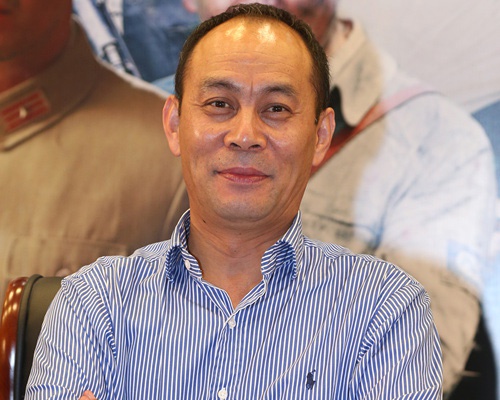 张光北代言柏尔雅地板