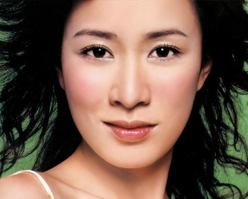 佘诗曼代言奈瑞儿美容连锁机