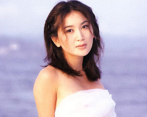 温碧霞代言华美整形